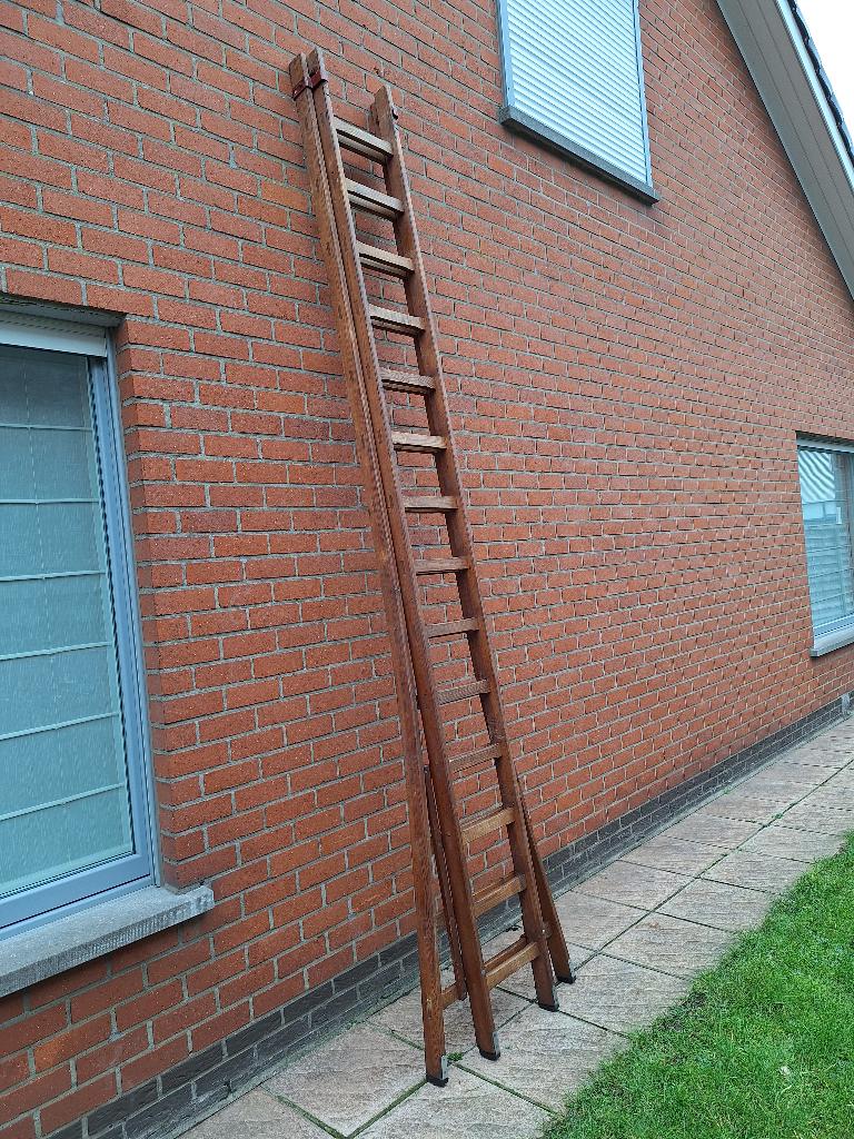 2 delige uitschuifbare houten ladder - Clovan, Ophalen, Gebruikt, Ladder