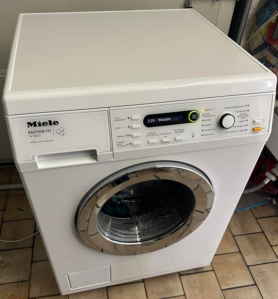 Etiquette énergétique Miele Softcare 8KG/1600 RPM A+++, Electroménager, Lave-linge, Comme neuf, Chargeur frontal, 8 à 10 kg, Moins de 85 cm