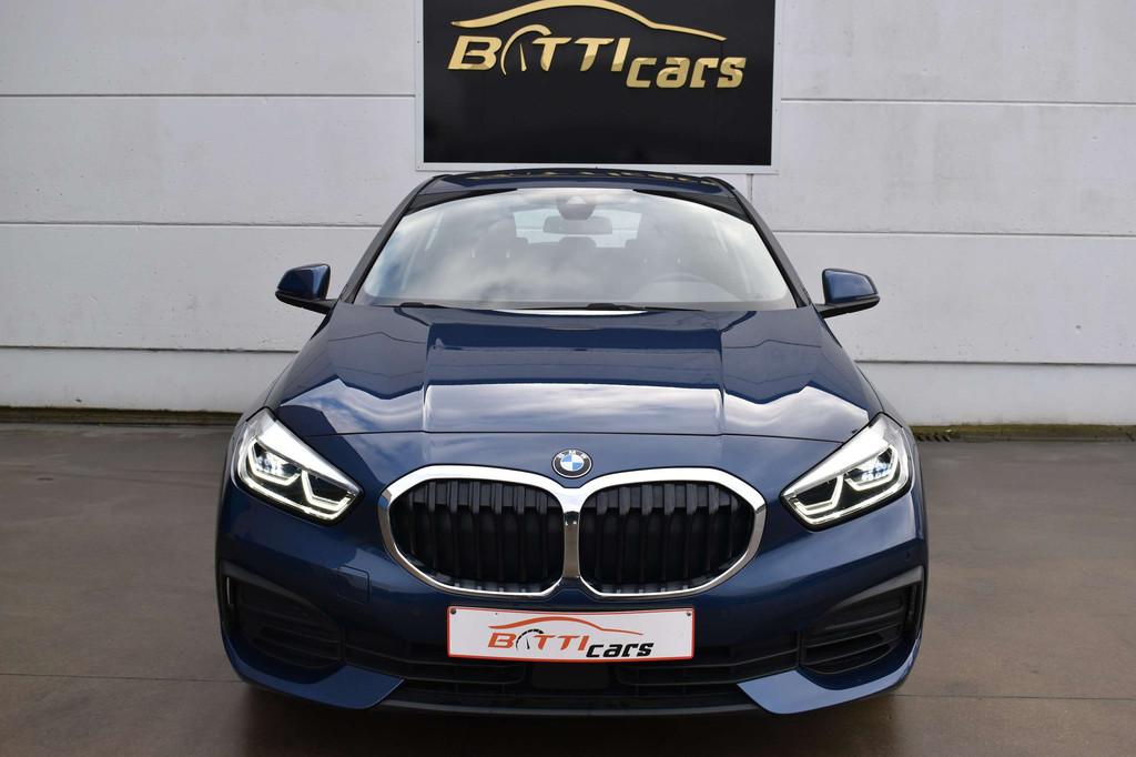BMW 1 Serie 116 1.5iA* Autom airco* Virt Cockpit* PDC V&A* C, Auto's, Gebruikt, Blauw, https://public.car-pass.be/vhr/d3b14520-09e4-480b-9ec1-57d6d8f4362b