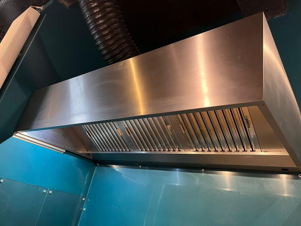 Professionele dampkamp, Elektronische apparatuur, Afzuigkappen, Ophalen, Overige typen, 800 m³ per uur of meer, Zo goed als nieuw