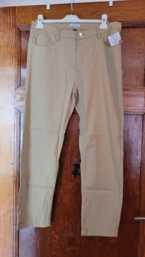 Pantalon femme 7/8, Ophalen