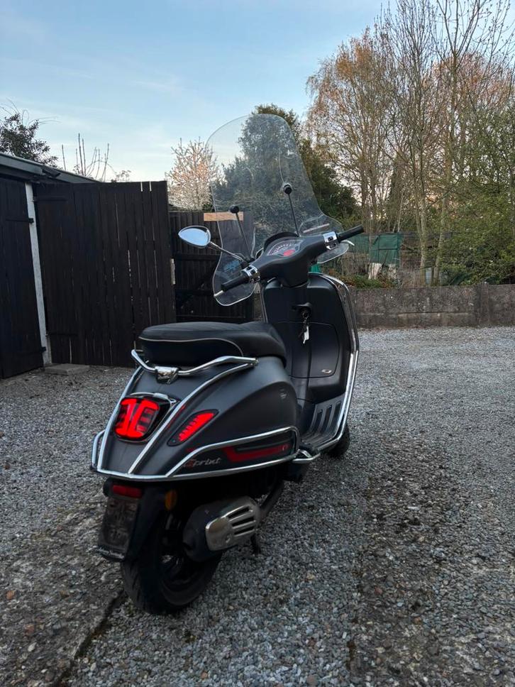 Vespa Sprint S E5 Classe A, Vélos & Vélomoteurs, Scooters | Vespa, Comme neuf, Autres modèles, Classe A (25 km/h), Essence, Enlèvement