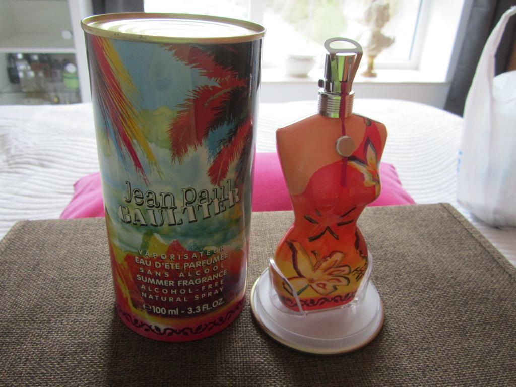 GAULTIER Jean-Paul Eau d'été HAWAI neuf, Collections, Envoi