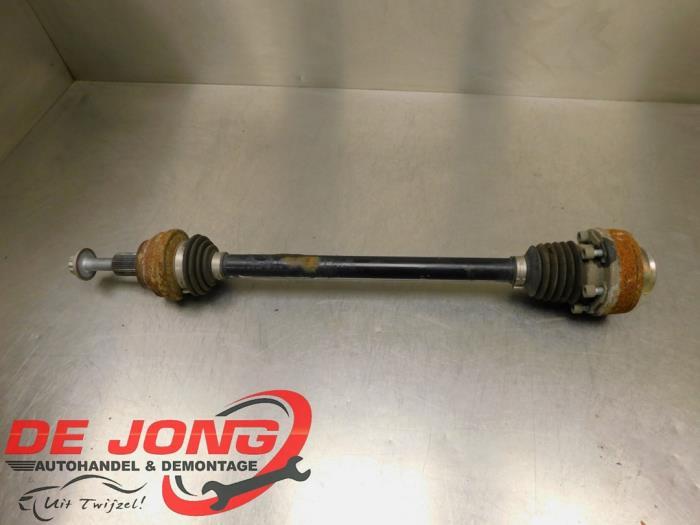 Arbre de transmission arrière gauche d'un Volkswagen Golf, Autos : Pièces & Accessoires, Volkswagen, -, 3 mois de garantie, Utilisé