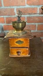 Koffiemolen, Enlèvement