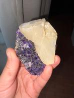 Amethist vrije vorm met zeer groot stuk calciet, Enlèvement ou Envoi