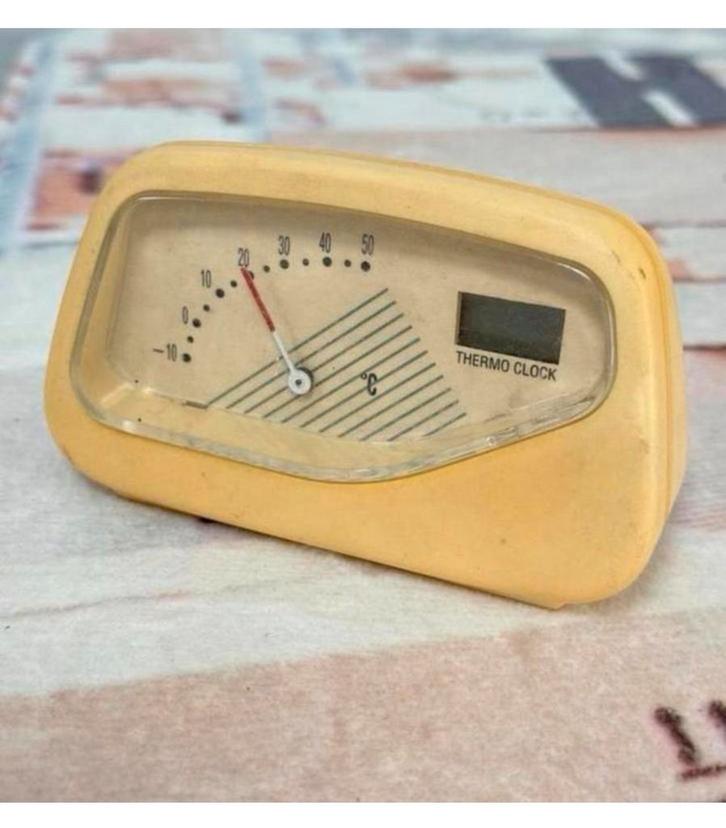 Retro vintage Thermometer thermo-clock klok geel 11x7cm, Verzamelen, Retro, Ophalen of Verzenden