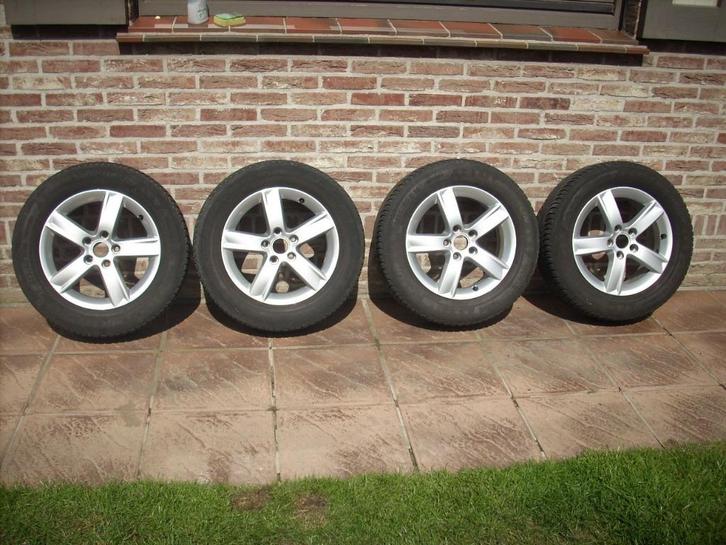 Audi -VW-Skoda-Seat velgen met winterbanden, Auto-onderdelen, Banden en Velgen, Velg(en), Winterbanden, 16 inch, 215 mm, Personenwagen