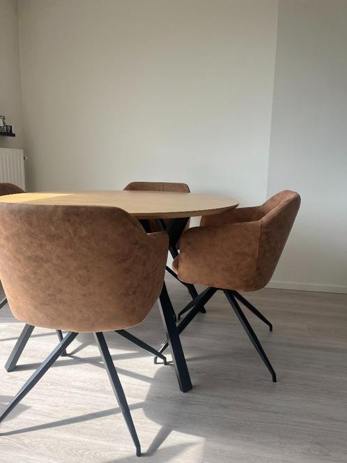 4 eetkamerstoelen in cognackleur microvezel, Huis en Inrichting, Stoelen, Zo goed als nieuw, Vier, Metaal, Stof, Bruin, Ophalen