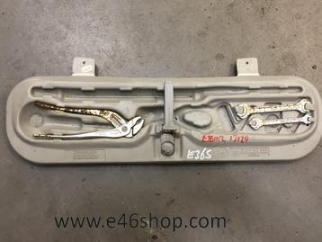 Pech gereedschap set BMW e36 met houder  disponible aux enchères