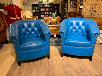 2 x Gave Springvale Chesterfield club fauteuils zetels Blauw beschikbaar voor biedingen