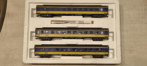 Marklin-42903- Voiturespassagers Express NL, Hobby & Loisirs créatifs, Trains miniatures | HO, Comme neuf, Wagon, Märklin, NS