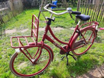 Rode damesfiets, Fietsen en Brommers, Gebruikt, Versnellingen, 56 cm of meer, Ophalen