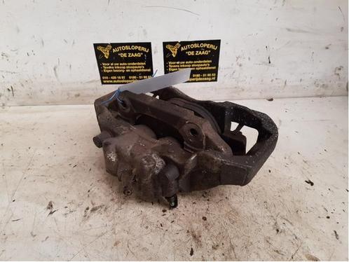 Remklauw (Tang) rechts-voor van een BMW 5-Serie, Auto-onderdelen, Remmen en Aandrijving, BMW, Gebruikt, 3 maanden garantie, Ophalen of Verzenden