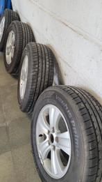 215/70r 16   100H toyota raf 4, Ophalen, Band(en)