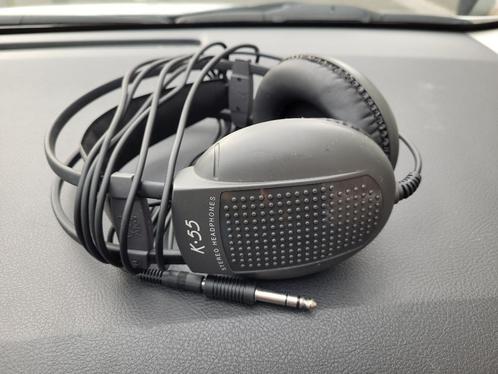 AKG K55 Hoofdtelefoon, Audio, Tv en Foto, Hoofdtelefoons, Zo goed als nieuw, Over oor (circumaural), Ophalen of Verzenden