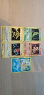 Oude pokemonkaarten magikarp=1ste edition, Hobby en Vrije tijd, Verzamelkaartspellen | Pokémon, Ophalen, Zo goed als nieuw, Meerdere kaarten