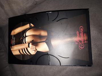 String ivy hunkemoller, Enlèvement ou Envoi, String