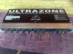 Behringer Ultrazone ZMX8210, Muziek en Instrumenten, Ophalen of Verzenden, Zo goed als nieuw