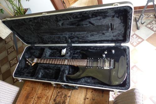 LTD MH-50 gitaar met koffer, Muziek en Instrumenten, Snaarinstrumenten | Gitaren | Elektrisch, Zo goed als nieuw, Ophalen of Verzenden