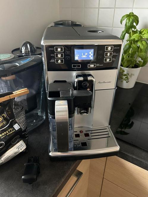 SAECO PicoBaristo SM5471/10 Machine espresso Automatique, Elektronische apparatuur, Koffiezetapparaten, Zo goed als nieuw, Gemalen koffie