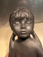 Groot beeld meisje Emiel Laskaris, Antiek en Kunst, Ophalen of Verzenden