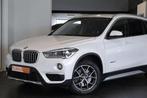 BMW X1 2.0iA sDrive20 ZetelV Airco Keyless LED Garantie*, Auto's, BMW, 1998 cc, Gebruikt, 4 cilinders, Wit