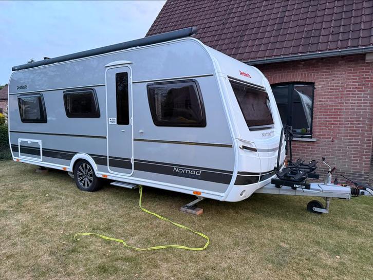 Dethleffs Nomad LE510 Avantgarde, Caravans en Kamperen, Caravans, Particulier, tot en met 4, Dethleffs, 2 aparte bedden, Queensbed