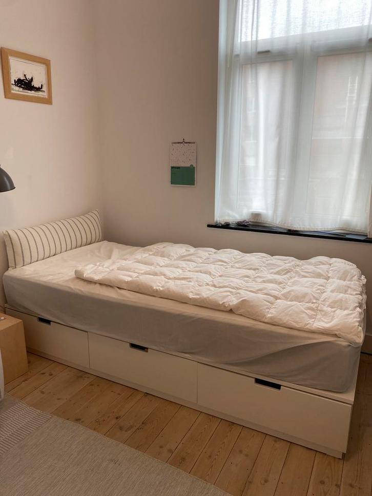 Bedframe Nordli Ikea 90x200, Huis en Inrichting, Slaapkamer | Bedden, Zo goed als nieuw, Ophalen