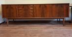 Vintage buffetkast | Schuifdeuren | Pallissander | 245 cm, Ophalen, Zo goed als nieuw, Overige houtsoorten, Met deur(en)