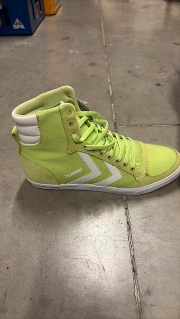 Schoenen beschikbaar voor biedingen