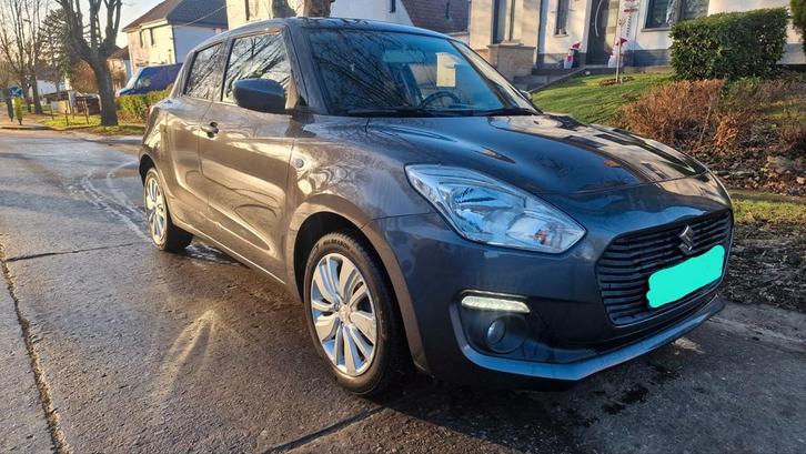 Suzuki swift FULL OPTION DEJA PRÊT À IMMATRICULER AIRCO, Auto's, Suzuki, Particulier, Swift, ABS, Airbags, Airconditioning, Android Auto