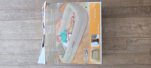 Intex kids luchtbed 2 stuks, Caravans en Kamperen, Luchtbedden, Zo goed als nieuw, Ophalen