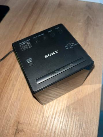 Sony radiowekker op netstroom