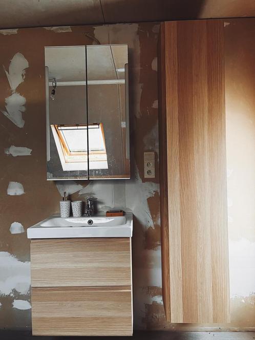 Badkamermeubel + wandkast IKEA, Huis en Inrichting, Badkamer | Badkamermeubels, Zo goed als nieuw, Wastafelkast, Minder dan 100 cm