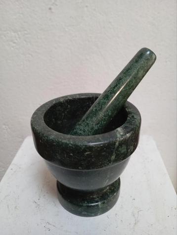 Vijzel Serpentine Jade regio India/Afghanistan, midden 20e  beschikbaar voor biedingen