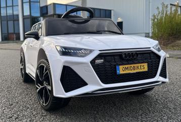 Audi RS6 12v wit Afstandsbediening / Bleutooth / Leder / RU beschikbaar voor biedingen