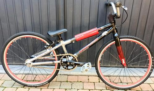 Vélo de compétition Redlin neuf prix 599, Vélos & Vélomoteurs, Vélos | BMX & Freestyle, Utilisé, 20 à 24 pouces, Aluminium, Guidon à 360°