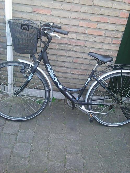 meisjesfiets durban 28 inch met mandje, Fietsen en Brommers, Fietsen | Meisjes, Zo goed als nieuw, 26 inch of meer, Handrem, Versnellingen