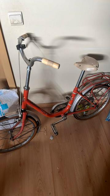 Old school kinderfietsje beschikbaar voor biedingen