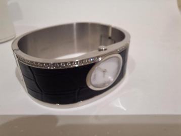 Olivier Strelli Love Bangle horloge beschikbaar voor biedingen