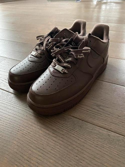 Nike airforce 1 supreme bruin, Vêtements | Hommes, Chaussures, Neuf, Brun, Enlèvement