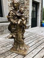Statue de la Vierge à l’enfant selon l’œuvre de J. Del’Cour, Enlèvement ou Envoi