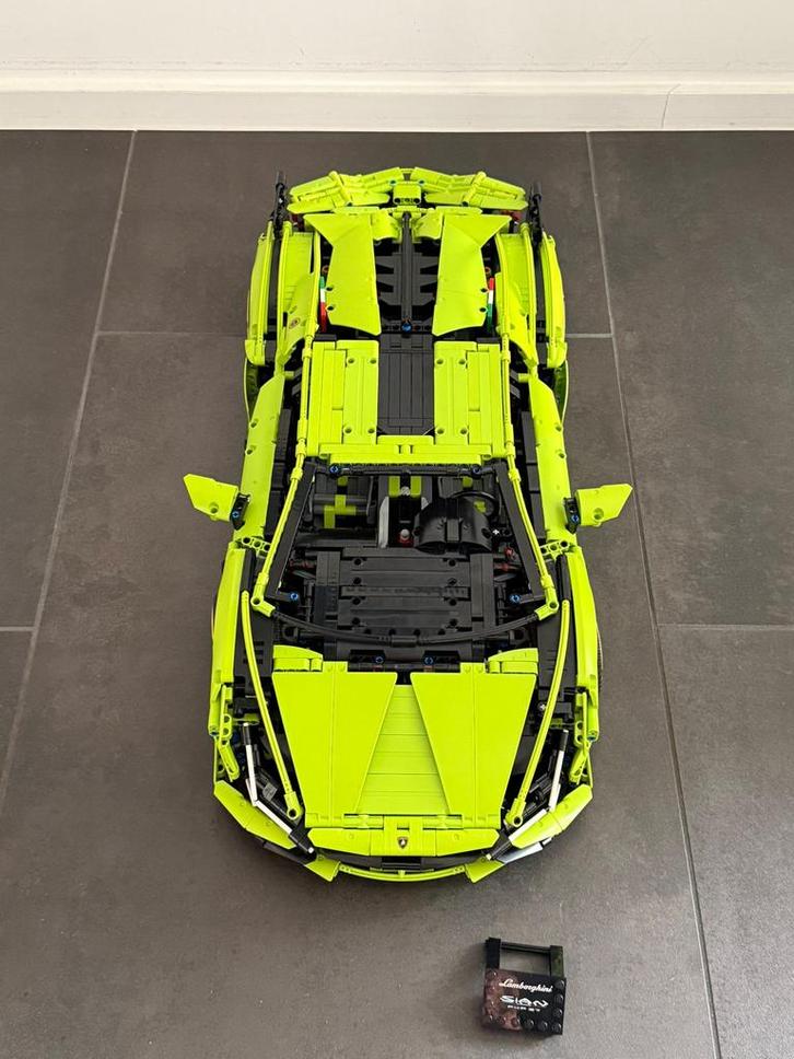Lamborghini Sián FKP 37 (42115), Kinderen en Baby's, Speelgoed | Duplo en Lego, Zo goed als nieuw, Lego, Complete set, Ophalen of Verzenden