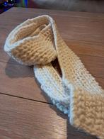 Beige gebreide sjaal, Jongen of Meisje, Ophalen of Verzenden, Zo goed als nieuw, Sjaal