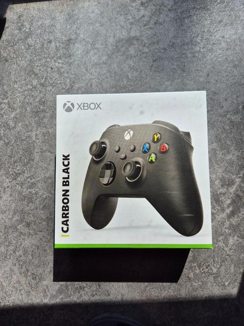 Xbox One Series new controller carbon black, Games en Spelcomputers, Spelcomputers | Xbox | Accessoires, Nieuw, Xbox One, Xbox Series X