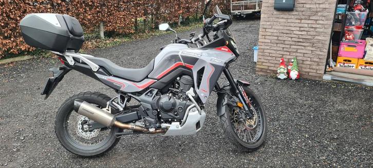 Honda transalp 1800 km, Motos, Motos | Honda, Particulier, Poignées chauffantes, Enlèvement