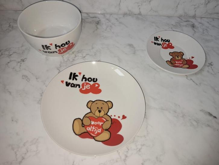 Ontbijtkom, groot en klein bordje ik hou van je, Huis en Inrichting, Keuken | Servies, Nieuw, Compleet servies, Effen, Keramiek