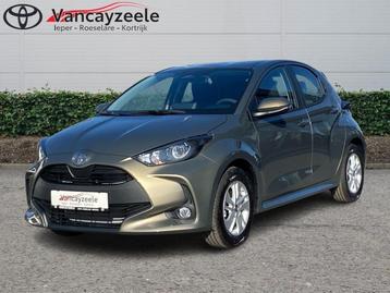 Toyota Yaris Dynamic+cam+bluetooth+apple ca  beschikbaar voor biedingen