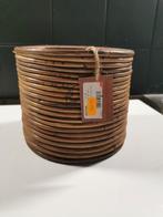 Bloempot in rotan. Nieuw, Ophalen of Verzenden